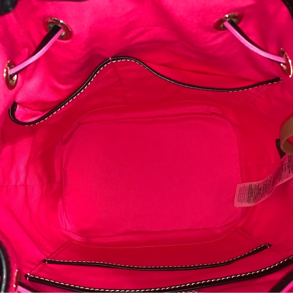 Disney “The Rescuers” Dooney & Bourke Drawstring Bucket Shoulder Bag-NWT - Picture 8 of 11